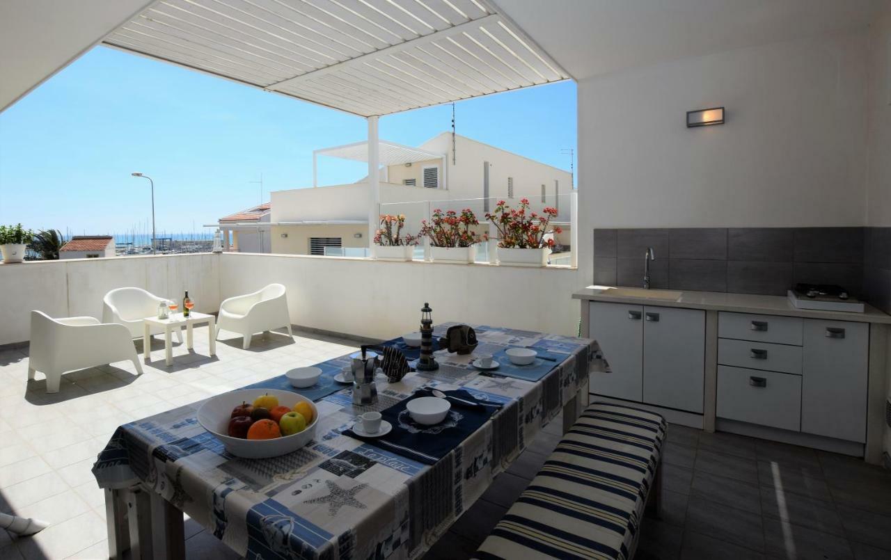 DELPOSTO Marina di Ragusa PRL Bagian luar foto